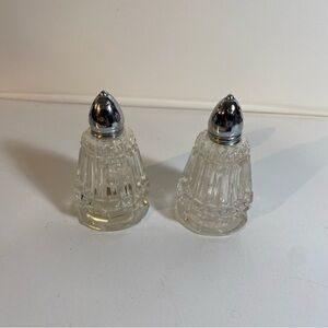 Vintage IRICE NEW YORK Clear Glass Salt & Pepper Shakers Silver Lids